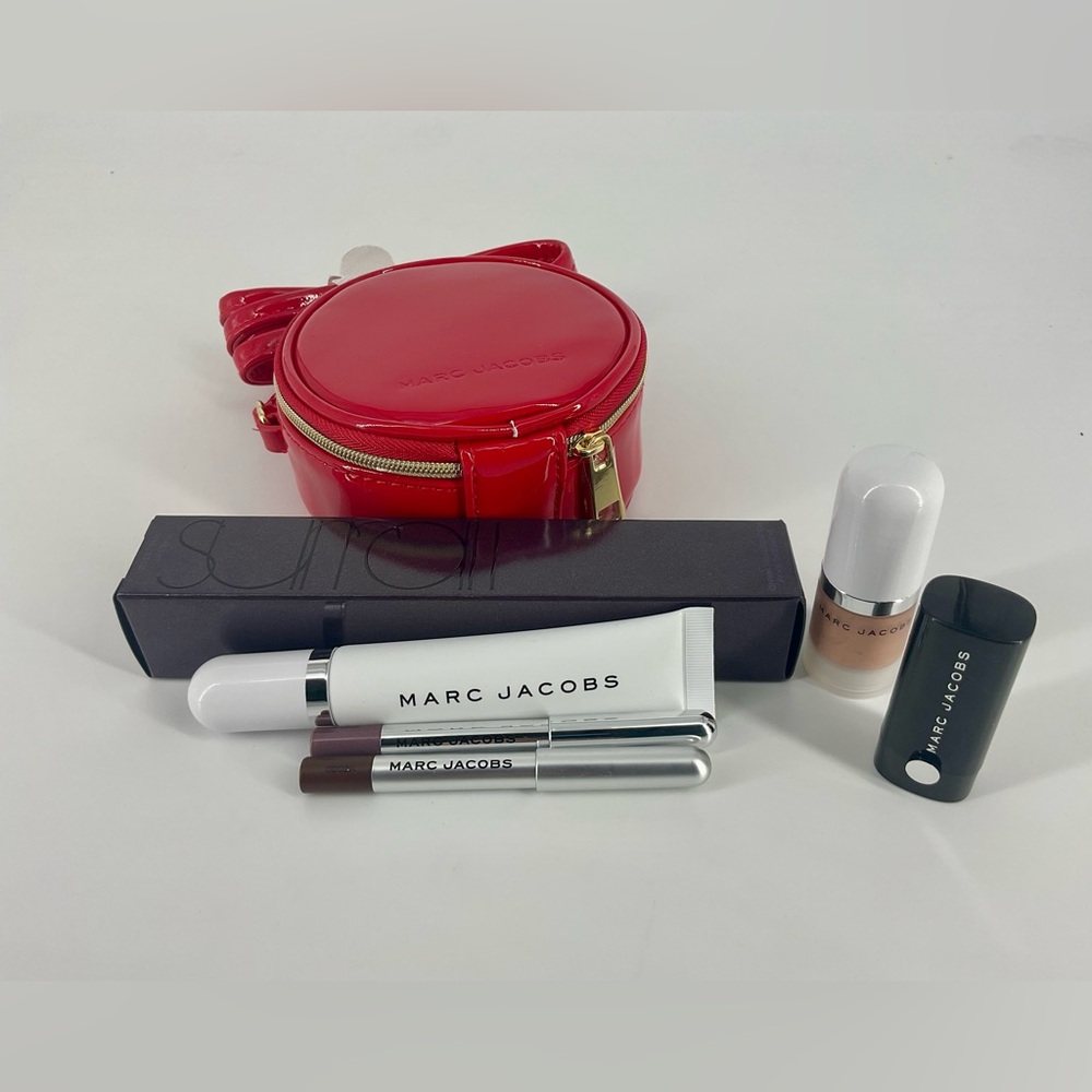 Brand New Marc Jacobs Red Round Crossbody Bag and Makeup Set